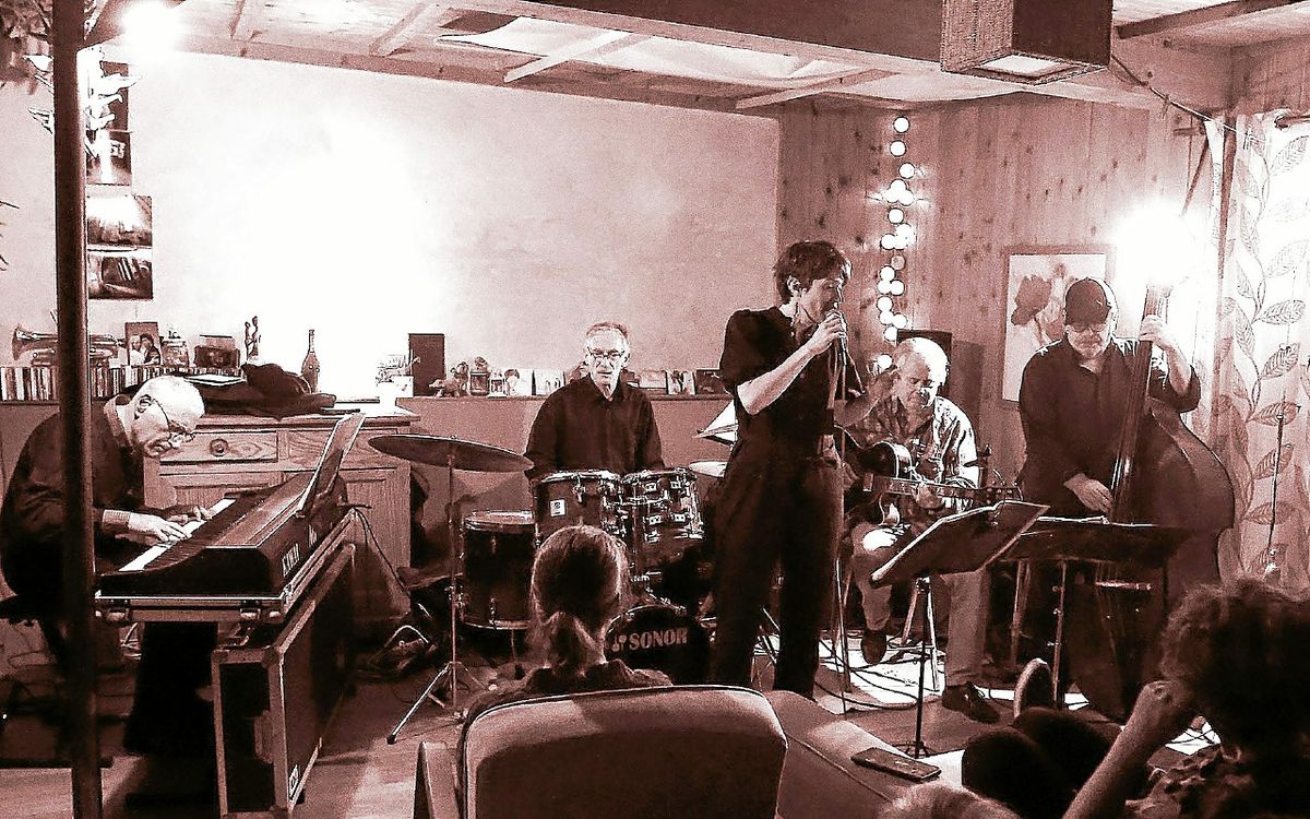 , Apéro-concert animé par le groupe Gwened Jazz Quintet à la salle Le Brazidec de Saint-Avé samedi